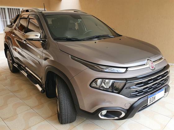 FIAT TORO 2.0 16V TURBO DIESEL RANCH 4WD AT9